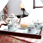Bed & Breakfast Casa De Mogofores 3*