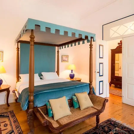 Casa De Mogofores Bed & Breakfast 3*