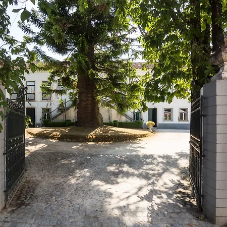 Casa De Mogofores Bed & Breakfast 3*